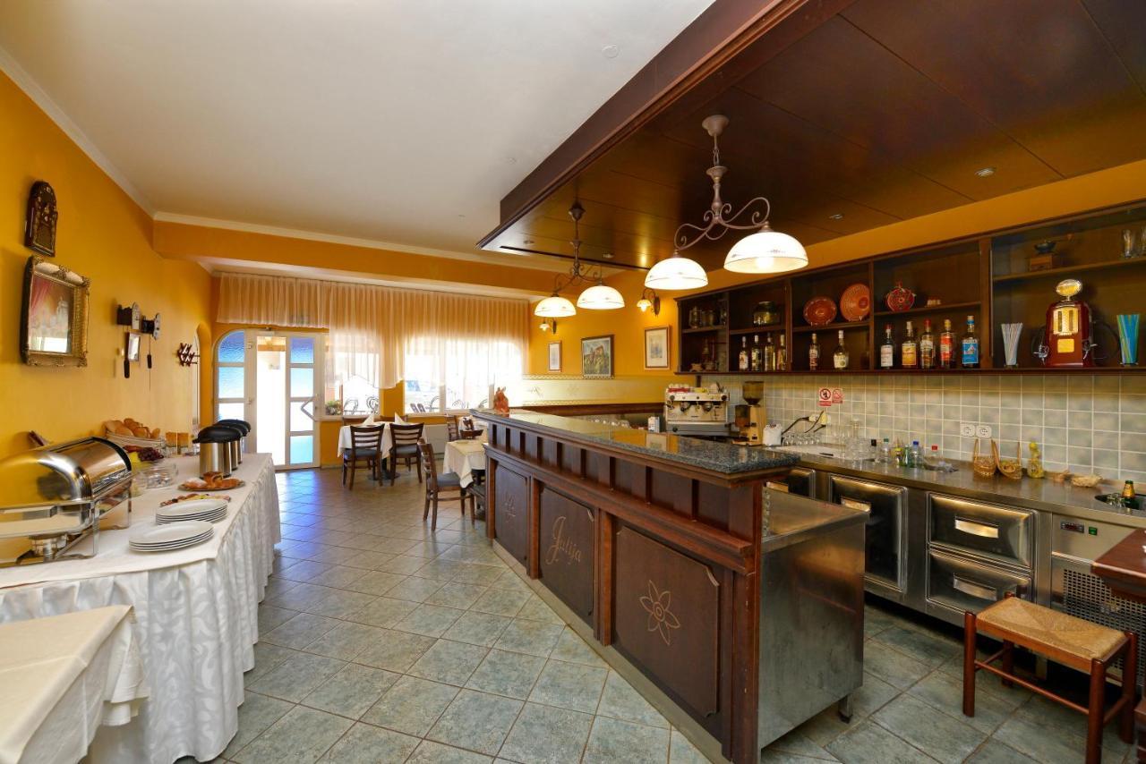 Bed And Breakfast Julia Seget  Extérieur photo