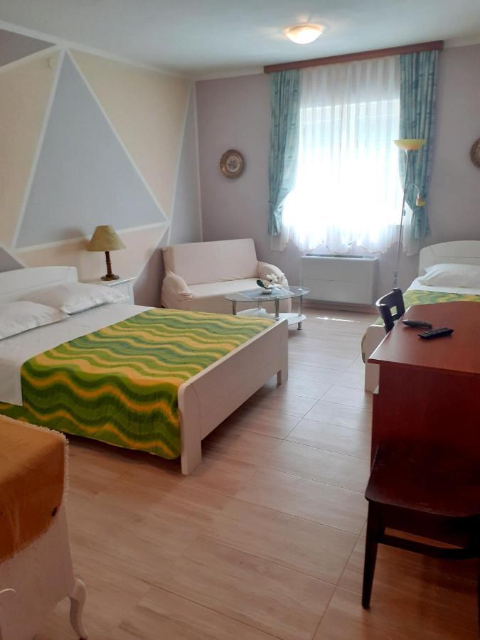 Bed And Breakfast Julia Seget  Extérieur photo