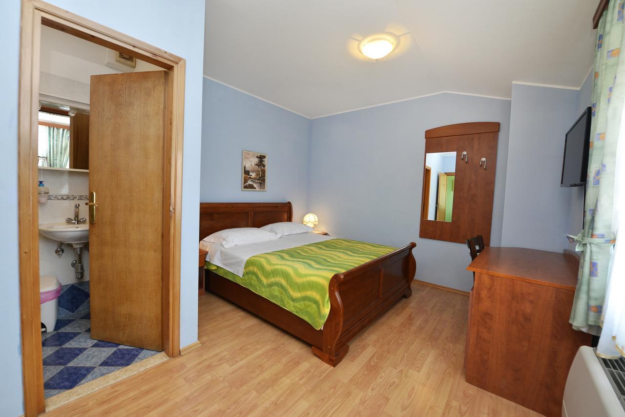 Bed And Breakfast Julia Seget  Extérieur photo
